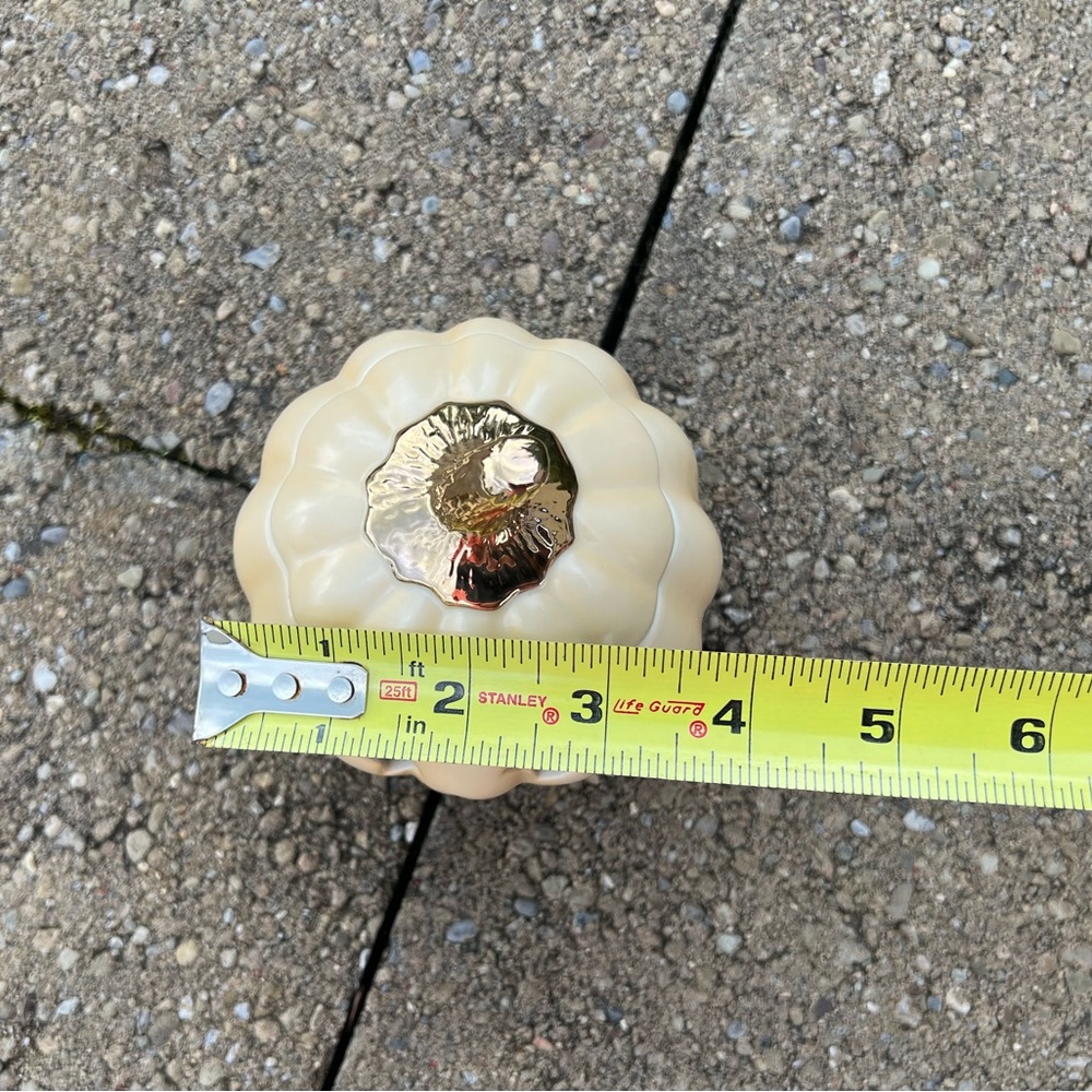 Lenox - Jack -O- Lantern - Candle Holder - Picture 4 of 11